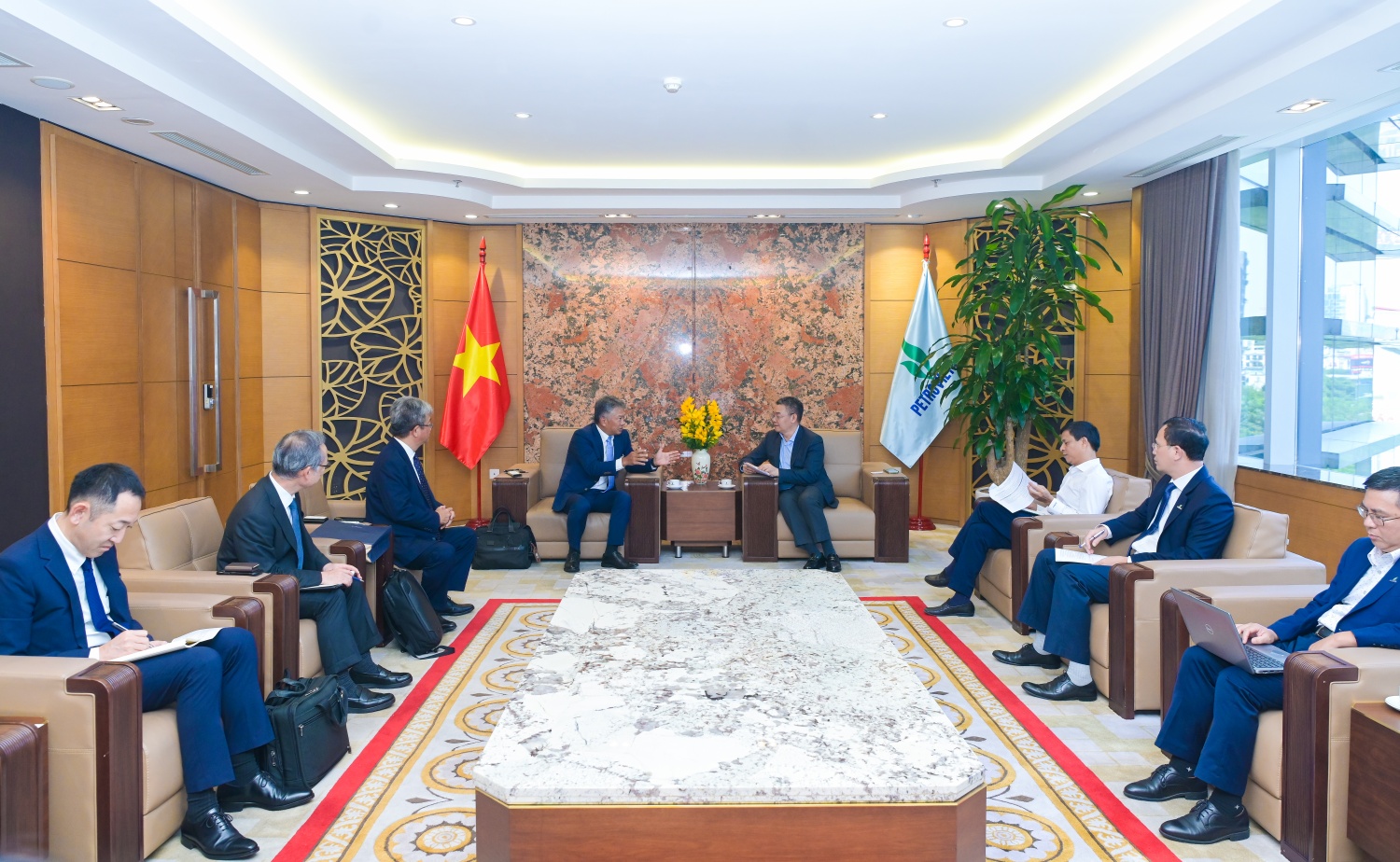 Toàn cảnh buổi làm việc