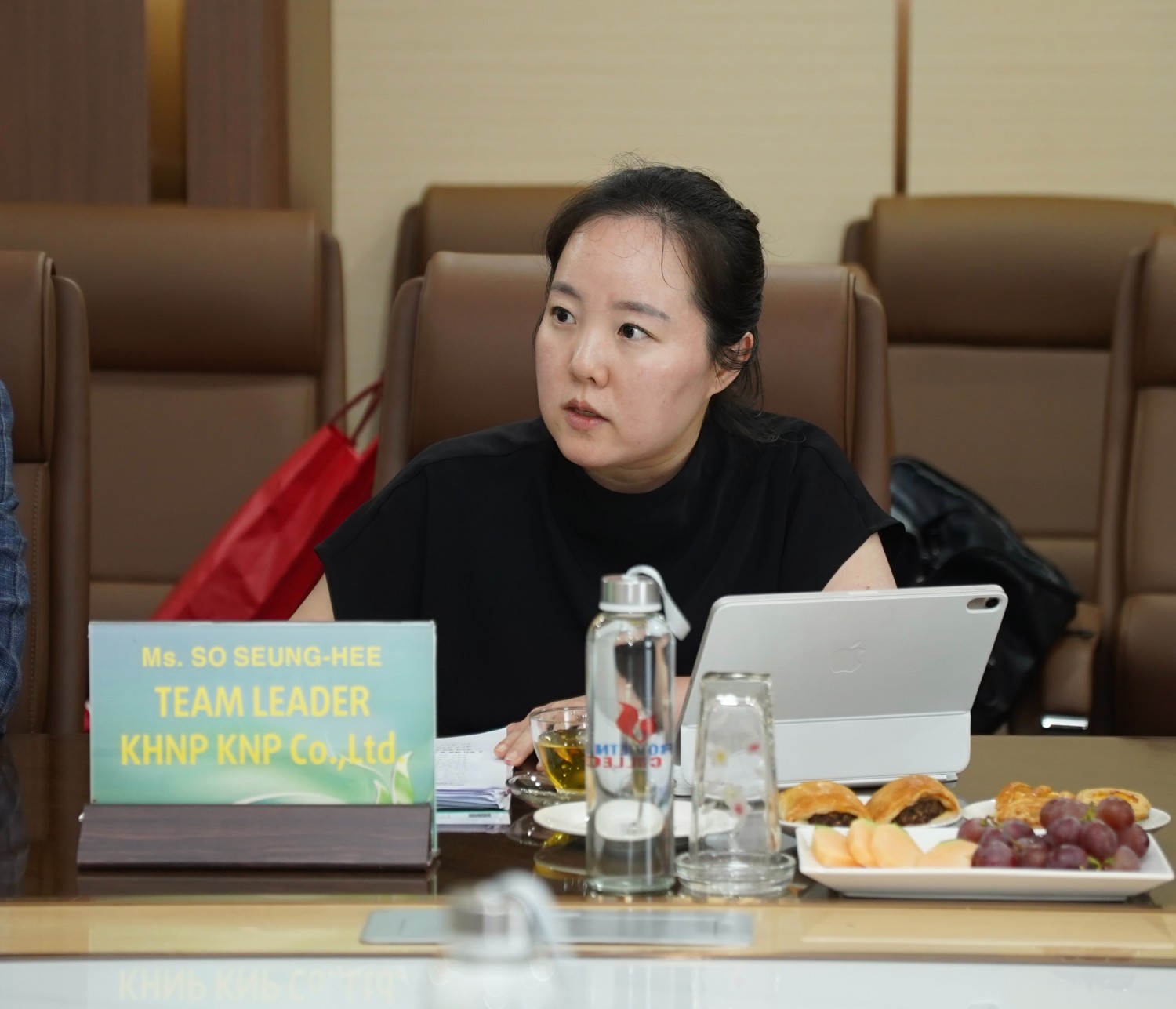Đại diện đoàn công tác Hàn Quốc đề xuất triển khai chương trình đào tạo giảng viên.