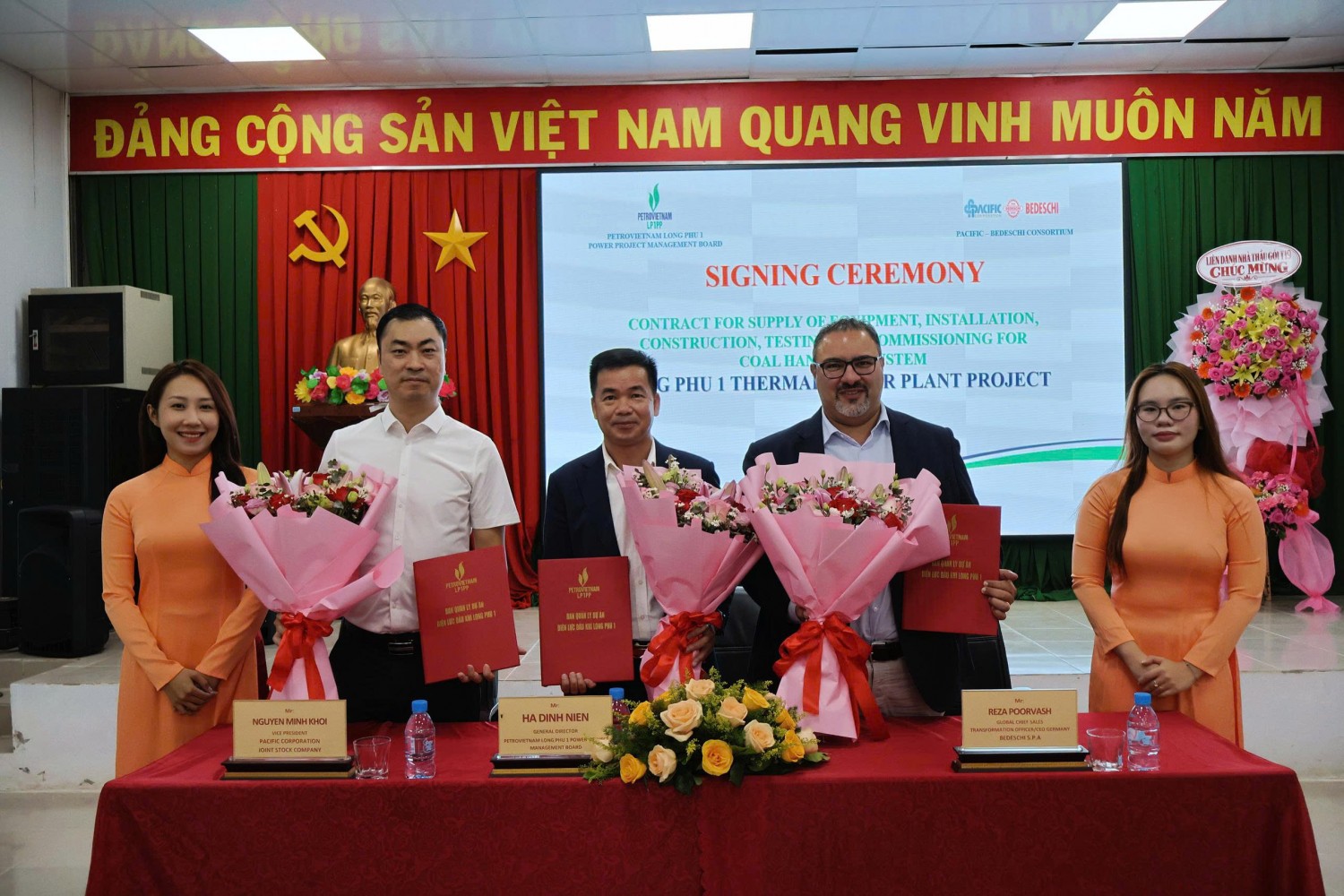 Theo phạm vi công việc, gói thầu T19 sẽ thực hiện cung cấp vật tư, thiết bị; thi công xây dựng, lắp đặt; giám sát và phối hợp trong quá trình chạy thử hệ thống vận chuyển than.