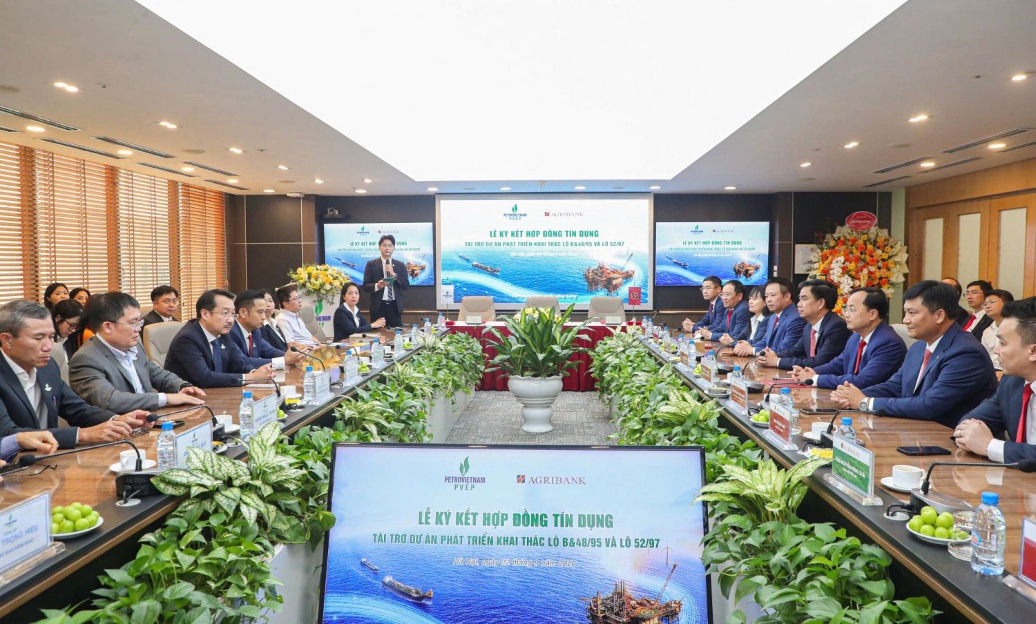 Toàn cảnh Lễ ký kết.