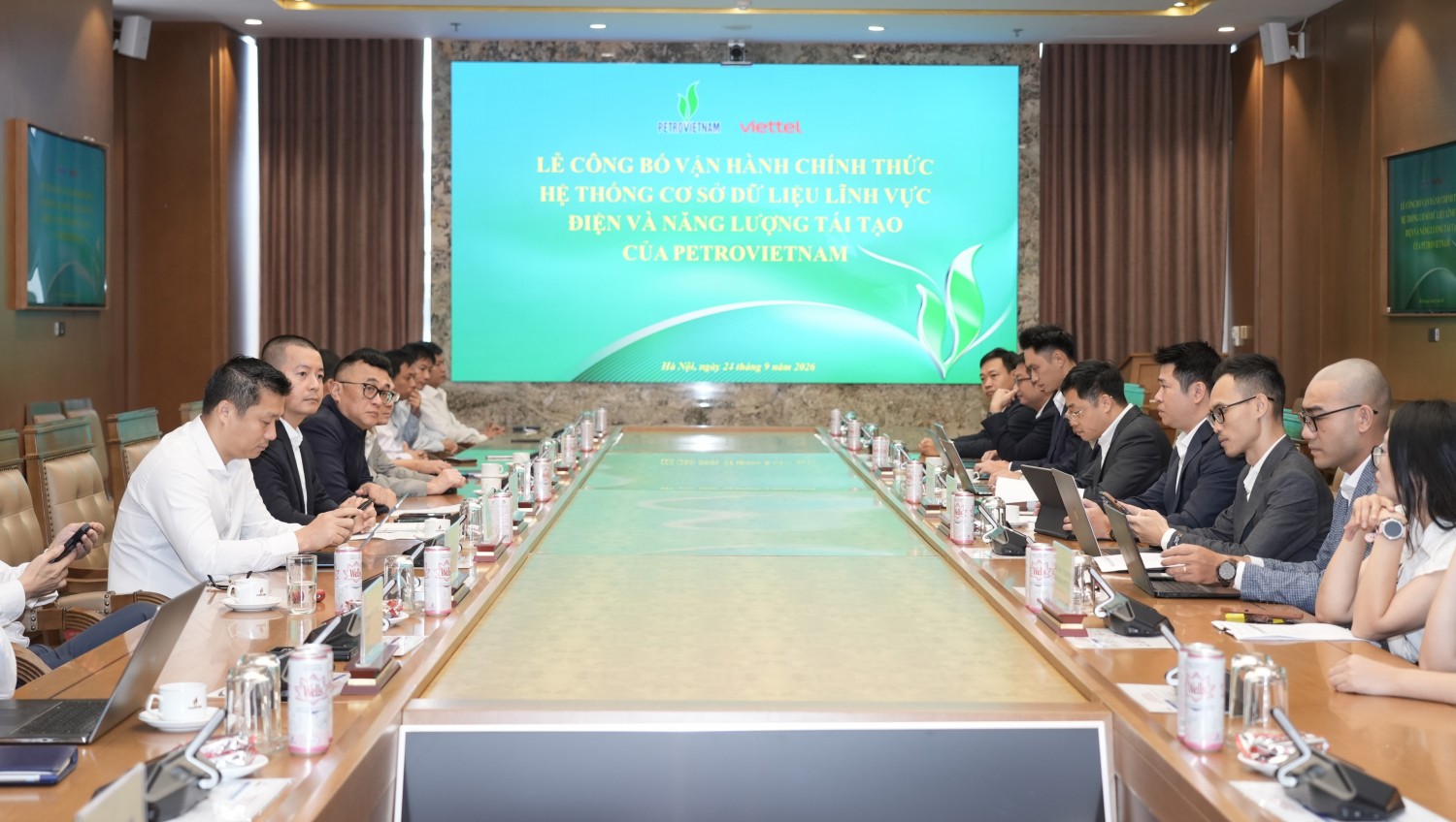 Lễ công bố vận hành chính thức Hệ thống Cơ sở dữ liệu lĩnh vực Điện và Năng lượng tái tạo.