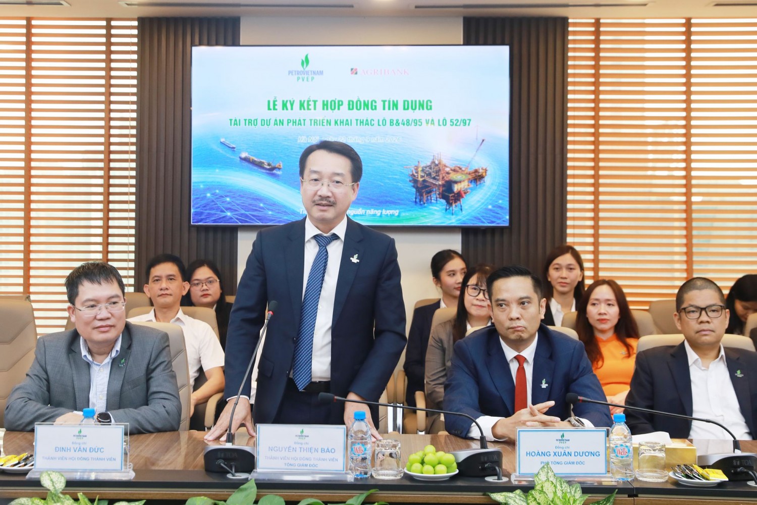 Tổng Giám đốc PVEP Nguyễn Thiện Bảo: Việc chủ động thu xếp và huy động hiệu quả các nguồn lực tài chính là một trong những giải pháp quan trọng để PVEP triển khai các dự án dầu khí theo kế hoạch, đồng thời thực hiện các mục tiêu phát triển của Tổng công ty trong giai đoạn mới.