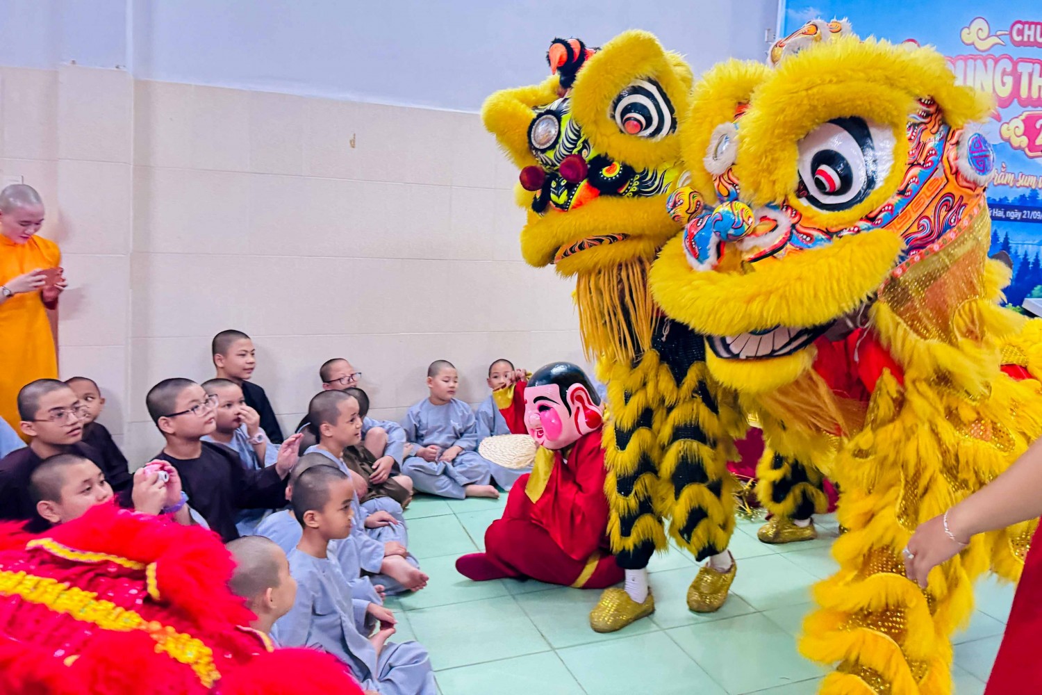 Những hoạt động ý nghĩa, vui tươi do BSR tổ chức đã tạo nên những niềm hạnh phúc với em nhỏ.