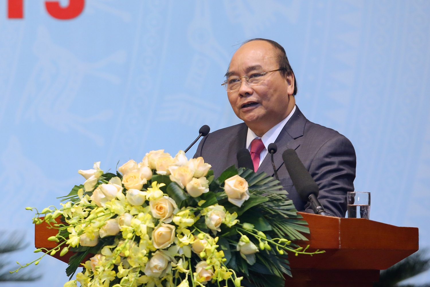 Prime Minister Nguyen Xuan Phuc delivered speech at PetroVietnam's conference Prime Minister Nguyen Xuan Phuc delivered speech at PetroVietnam's conference