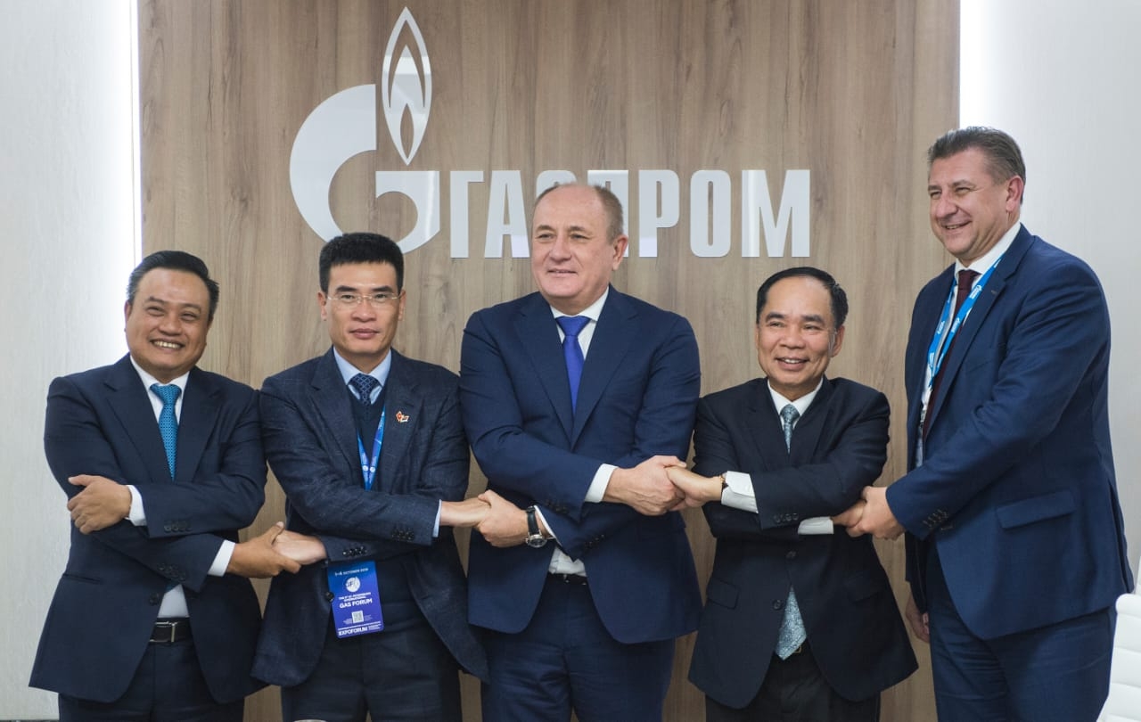 Petrovietnam attends 9th Saint Petersburg International Gas Forum
