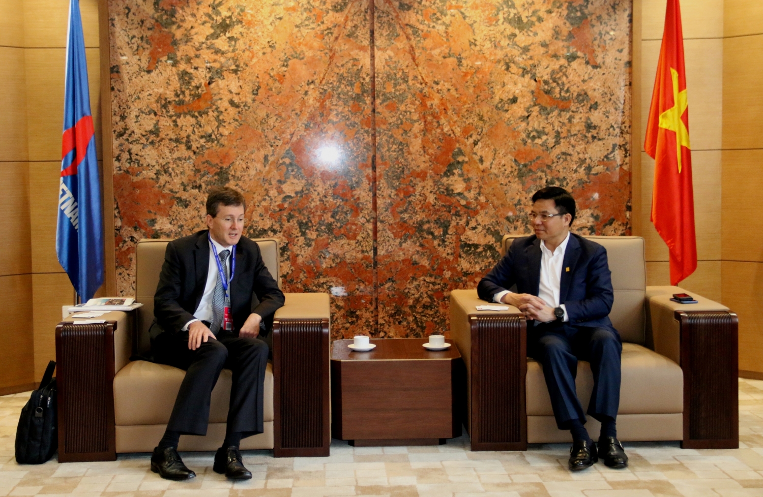 Woodside Group promotes cooperation with Petrovietnam