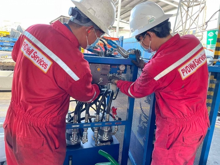 Petrovietnam actively and flexibly adapts to new normal state