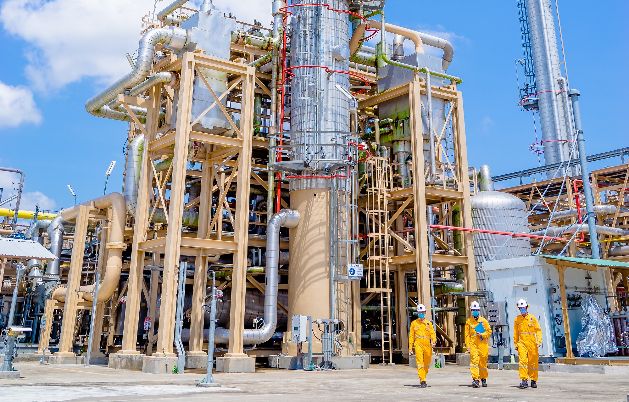 Petrovietnam overfulfills financial targets of the first Quarter of 2021