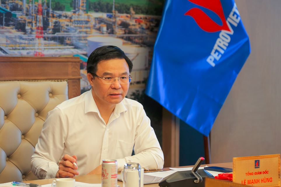 Petrovietnam promotes digital transformation to optimize in operating and handling work