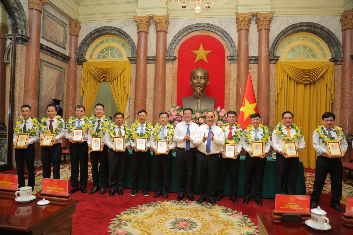 Chủ tịch nước Nguyễn Xuân Phúc: Ngành Dầu khí phải giữ vững bản lĩnh, tinh thần 