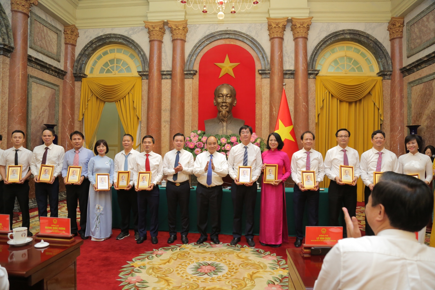Chủ tịch nước Nguyễn Xuân Phúc: Ngành Dầu khí phải giữ vững bản lĩnh, tinh thần 