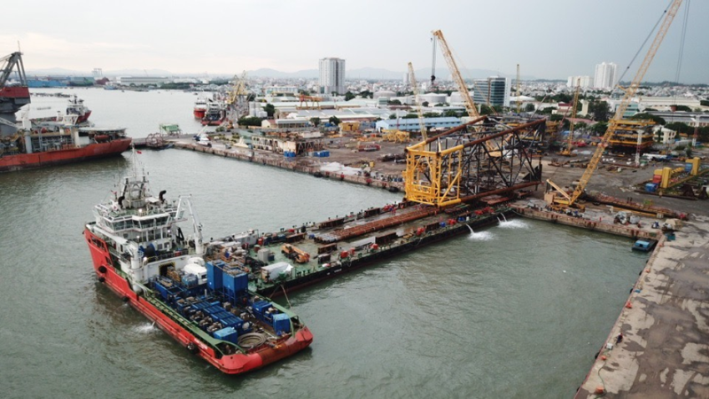 Hạ thủy thành công khối Chân đế RC-RB1 thuộc dự án phát triển mỏ Rồng Hạ thủy thành công khối Chân đế RC-RB1 thuộc dự án phát triển mỏ Rồng