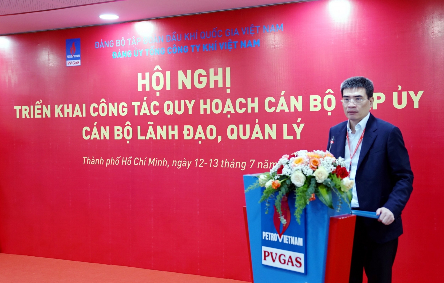 Đồng chí Dương Mạnh Sơn – Bí thư Đảng bộ, Chủ tịch HĐQT PV GAS phát biểu chỉ đạo hội nghị, khẳng định tầm quan trọng của công tác quy hoạch cán bộ