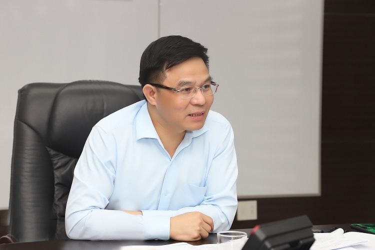 Tổng Giám đốc Petrovietnam Lê Mạnh Hùng làm việc với Vietsovpetro về tình hình SXKD 6 tháng đầu năm 2022 Tổng Giám đốc Petrovietnam Lê Mạnh Hùng: Vietsovpetro cần tiếp tục giữ vững mục tiêu về gia tăng trữ lượng và sản lượng