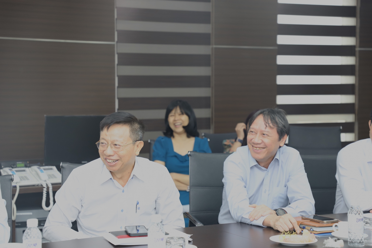Tổng Giám đốc Petrovietnam Lê Mạnh Hùng làm việc với Vietsovpetro về tình hình SXKD 6 tháng đầu năm 2022 Tổng Giám đốc Petrovietnam Lê Mạnh Hùng: Vietsovpetro cần tiếp tục giữ vững mục tiêu về gia tăng trữ lượng và sản lượng