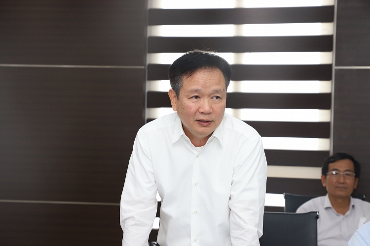 Tổng Giám đốc Petrovietnam Lê Mạnh Hùng làm việc với Vietsovpetro về tình hình SXKD 6 tháng đầu năm 2022 Tổng Giám đốc Petrovietnam Lê Mạnh Hùng: Vietsovpetro cần tiếp tục giữ vững mục tiêu về gia tăng trữ lượng và sản lượng