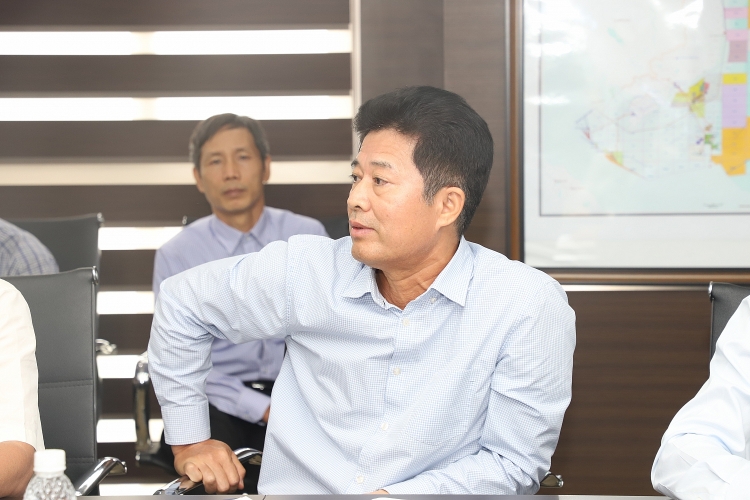 Tổng Giám đốc Petrovietnam Lê Mạnh Hùng làm việc với Vietsovpetro về tình hình SXKD 6 tháng đầu năm 2022 Tổng Giám đốc Petrovietnam Lê Mạnh Hùng: Vietsovpetro cần tiếp tục giữ vững mục tiêu về gia tăng trữ lượng và sản lượng