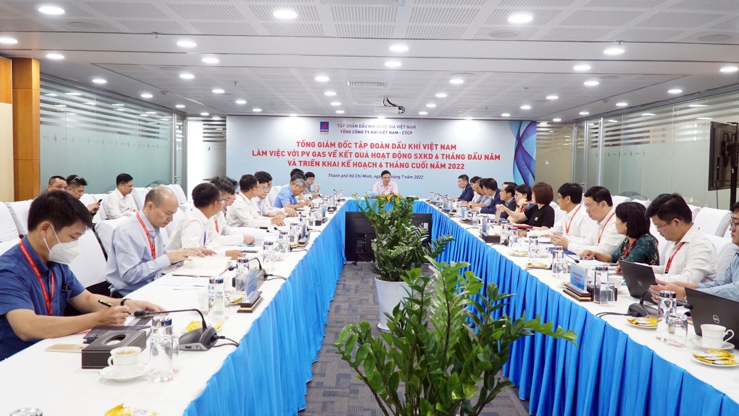Toàn cảnh cuộc họp Toàn cảnh cuộc họp