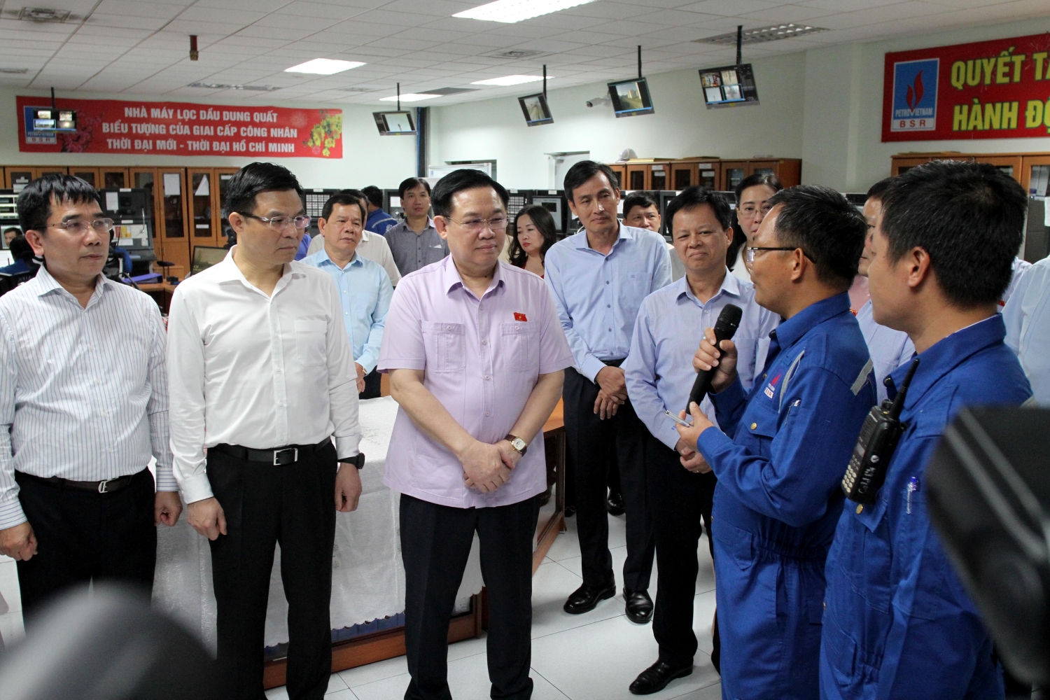 Chủ tịch Quốc hội Vương Đình Huệ thăm và làm việc tại BSR Đồng chí Vương Đình Huệ thăm và làm việc tại BSR