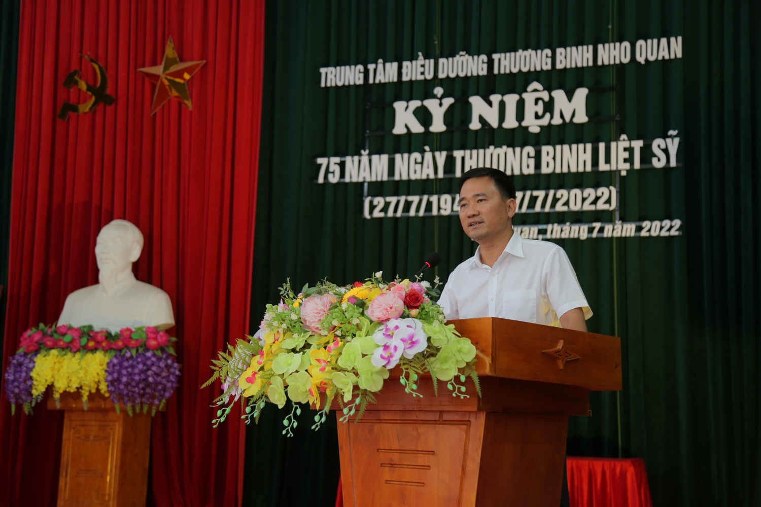 CĐ DKVN thăm, tặng quà thương, bệnh binh tại Trung tâm điều dưỡng Nho Quan (Ninh Bình) CĐ DKVN thăm, tặng quà thương, bệnh binh tại Trung tâm Điều dưỡng thương binh Nho Quan