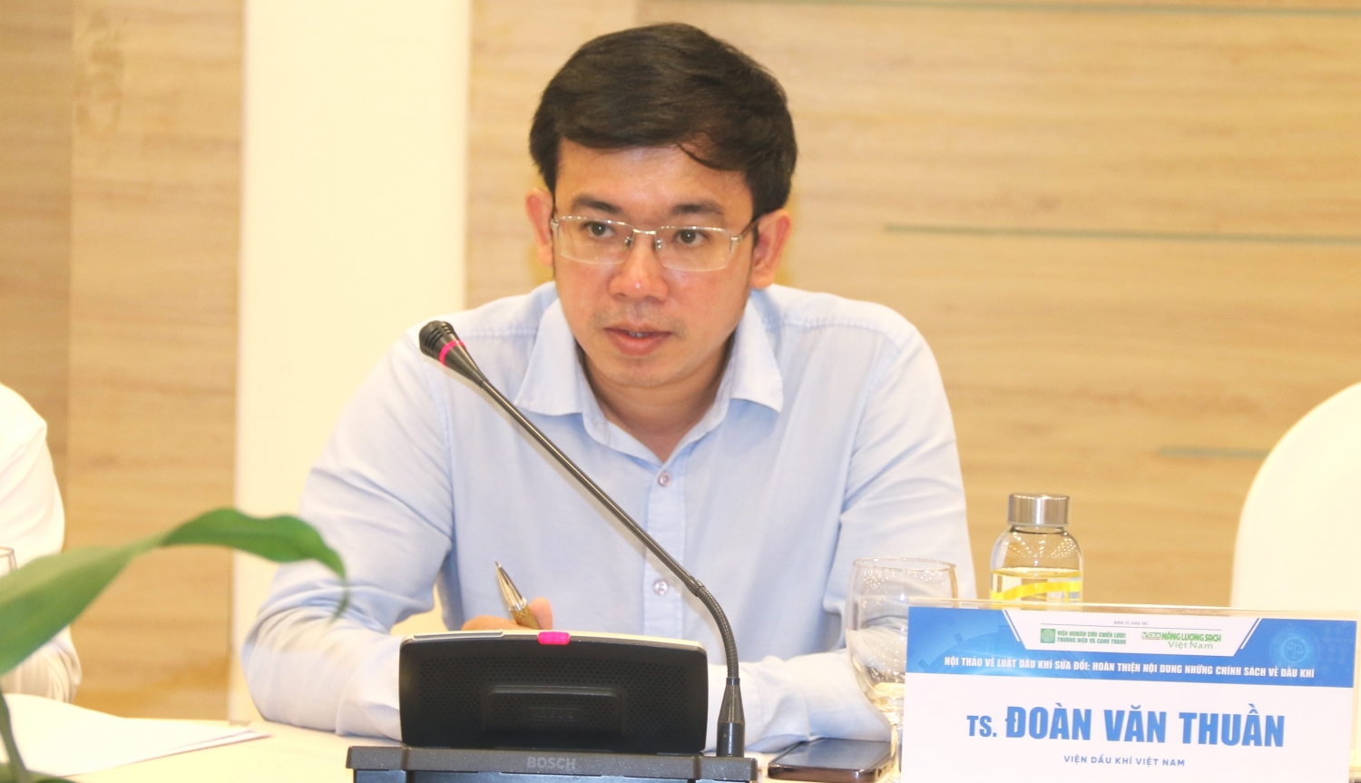 Luật Dầu khí (sửa đổi): Hoàn thiện nội dung những chính sách về Dầu khí Luật Dầu khí (sửa đổi): Hoàn thiện nội dung những chính sách về Dầu khí