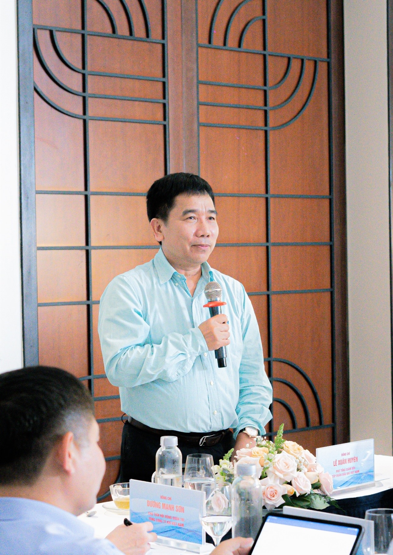 Ông Lê Xuân Huyên - Phó Tổng Giám đốc Tập đoàn phát biểu kết luận, chỉ đạo. Ông Lê Xuân Huyên - Phó Tổng Giám đốc Tập đoàn phát biểu kết luận, chỉ đạo.