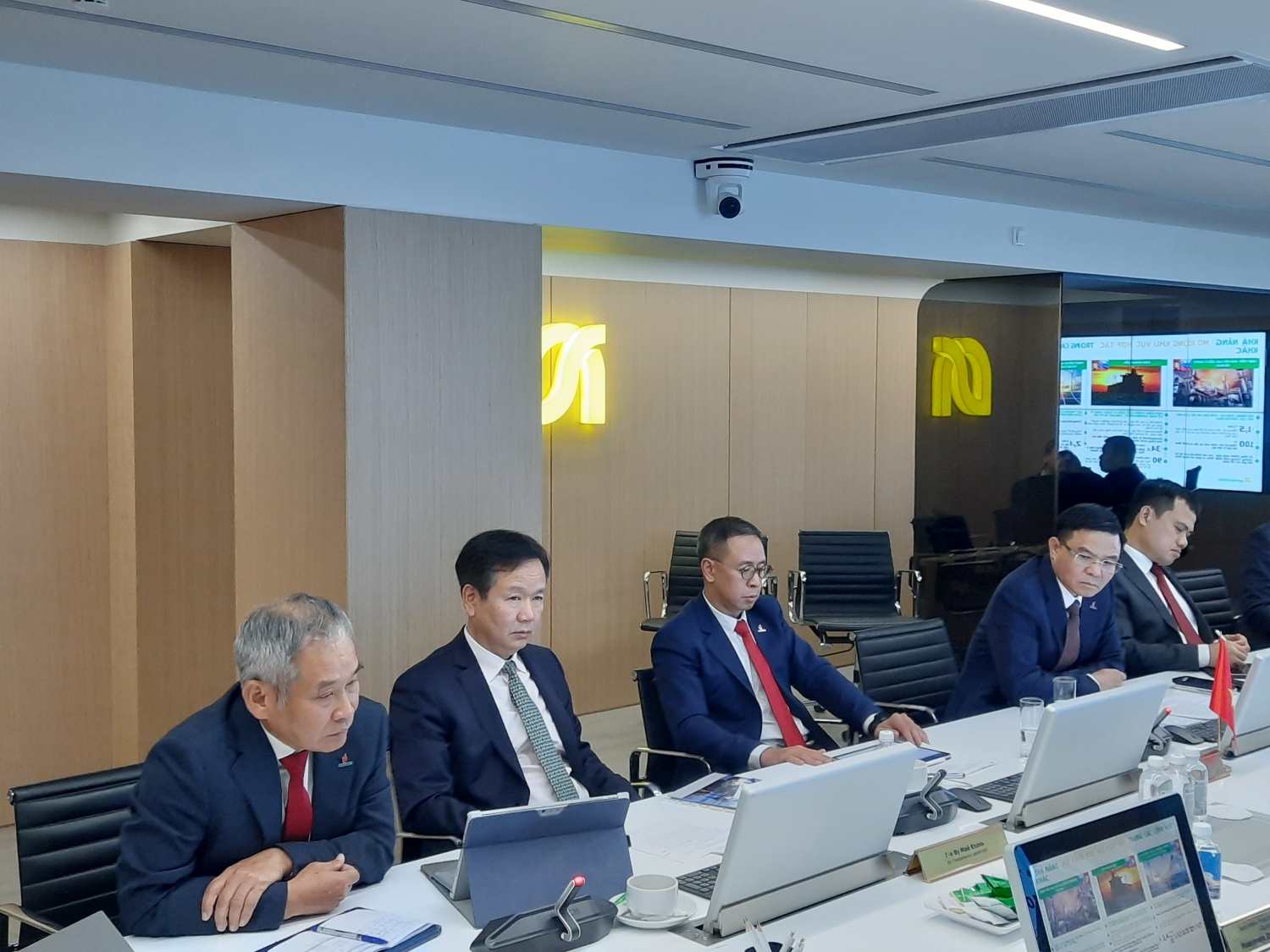 Tổng Giám đốc Petrovietnam Lê Mạnh Hùng tham dự Lễ kỷ niệm 55 năm ngày thành lập và làm việc với Công ty dầu khí Zarubezhneft tại Liên Bang Nga Tổng Giám đốc Petrovietnam Lê Mạnh Hùng tham dự Lễ kỷ niệm 55 năm ngày thành lập và làm việc với Công ty dầu khí Zarubezhneft tại Liên Bang Nga