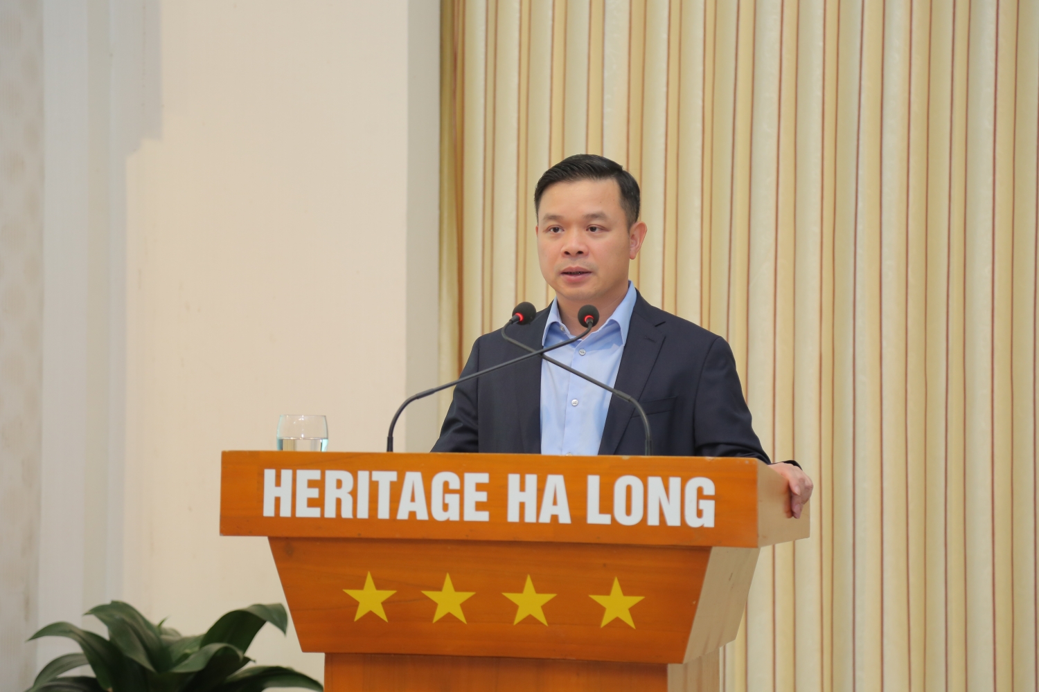 Tăng cường phối hợp công việc giữa Văn phòng UBQLVNN với các Tập đoàn, Tổng Công ty Tăng cường phối hợp công việc giữa Văn phòng UBQLVNN với các Tập đoàn, Tổng Công ty