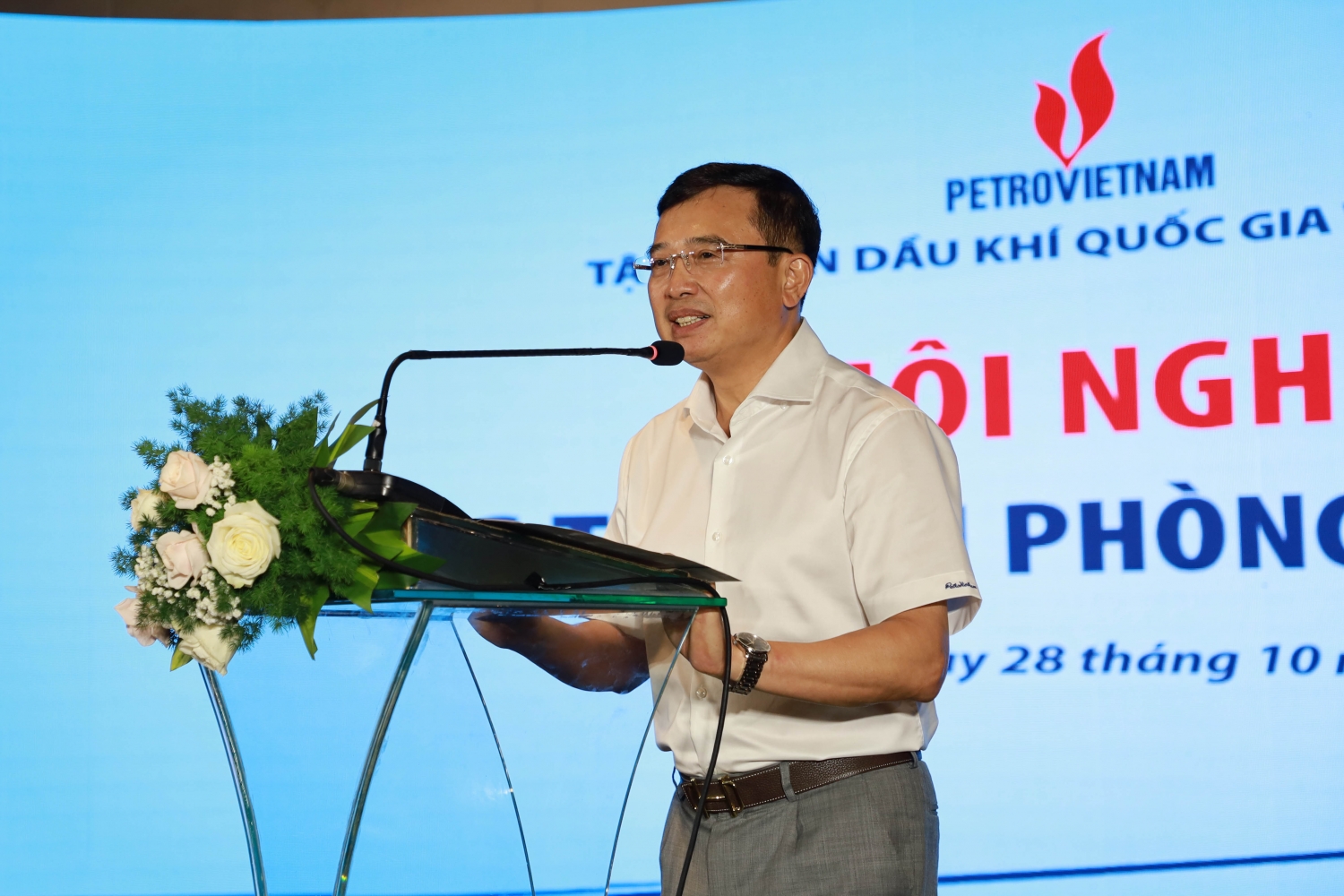 Nâng cao tính chuyên nghiệp của công tác văn phòng trong Petrovietnam Nâng cao tính chuyên nghiệp của công tác văn phòng trong Petrovietnam