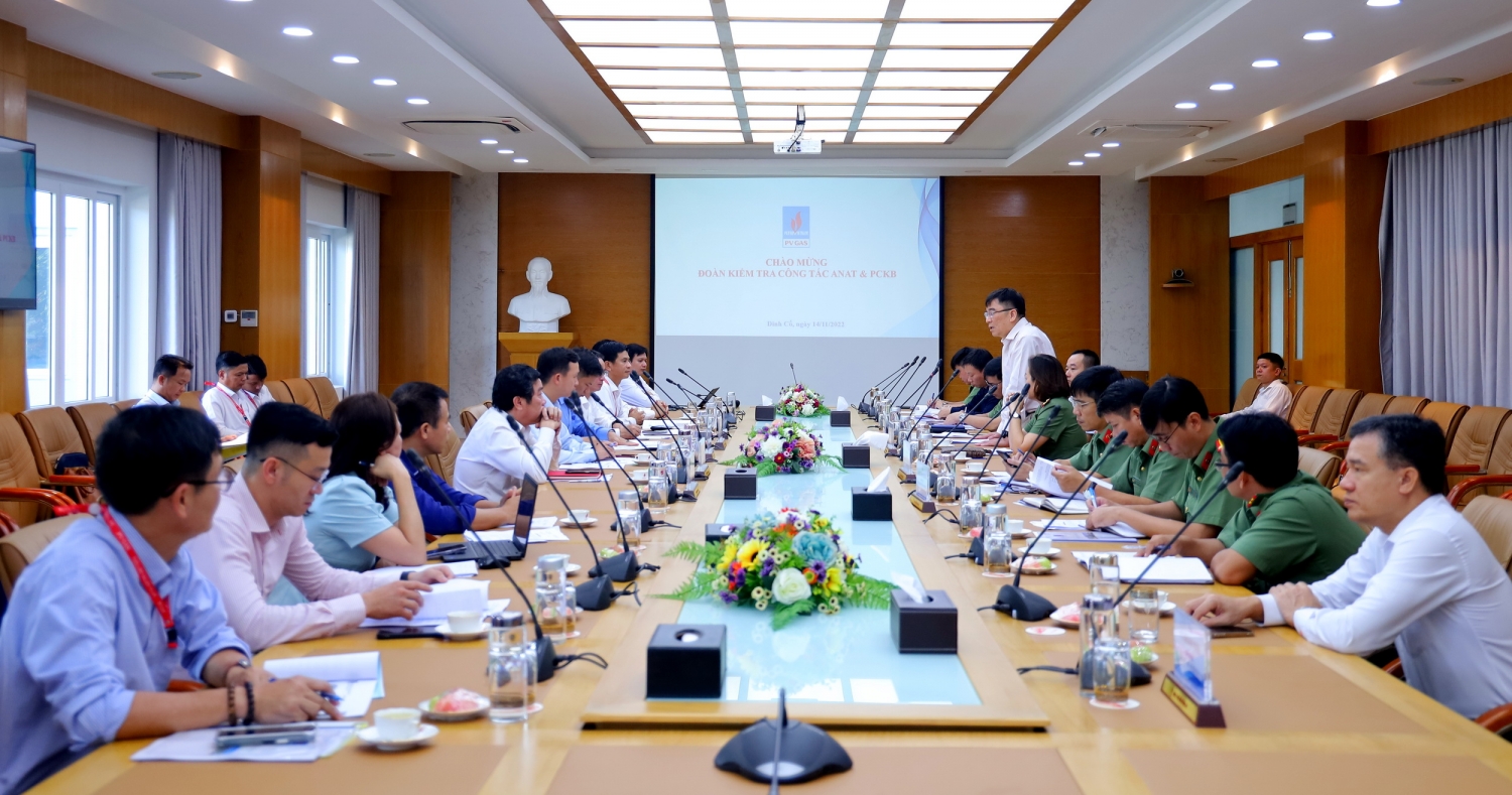Quang cảnh buổi làm việc Quang cảnh buổi làm việc
