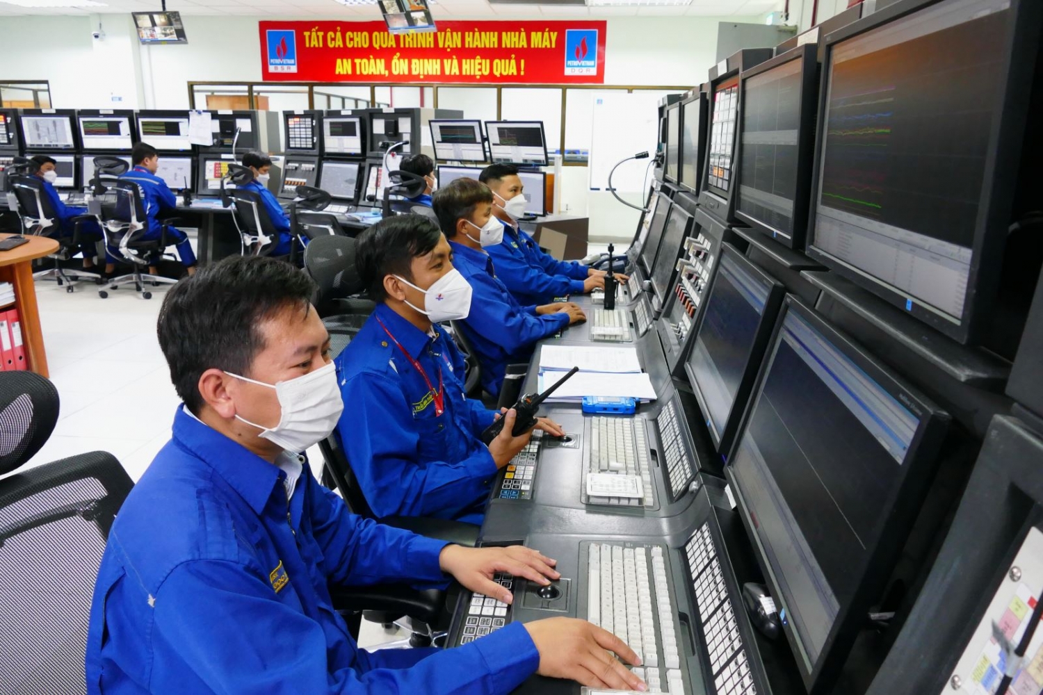 “Trong thành công của Petrovietnam có sự đóng góp lớn của BSR” “Trong thành công của Petrovietnam có sự đóng góp lớn của BSR”