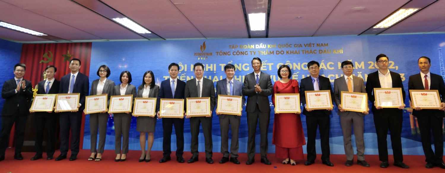 Tiếp nối thành công, PVEP phấn đấu hoàn thành vượt mức các chỉ tiêu trong năm 2023 Tiếp nối thành công, PVEP phấn đấu hoàn thành vượt mức các chỉ tiêu trong năm 2023