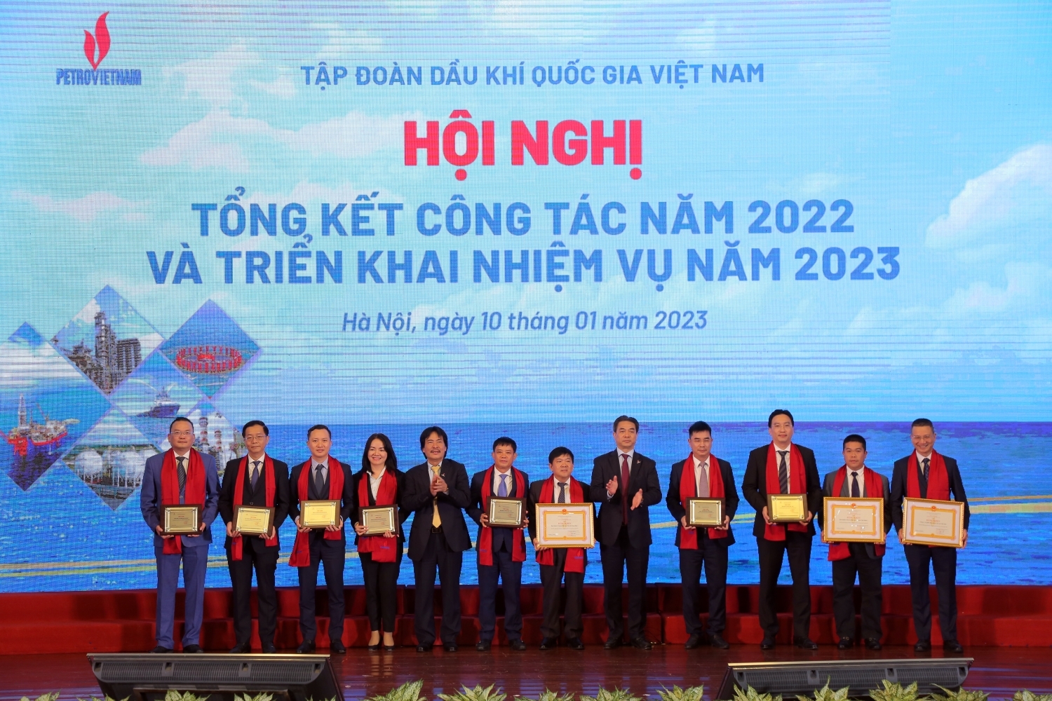BSR được vinh danh thành tích tiêu biểu, xuất sắc trên các lĩnh vực năm 2022