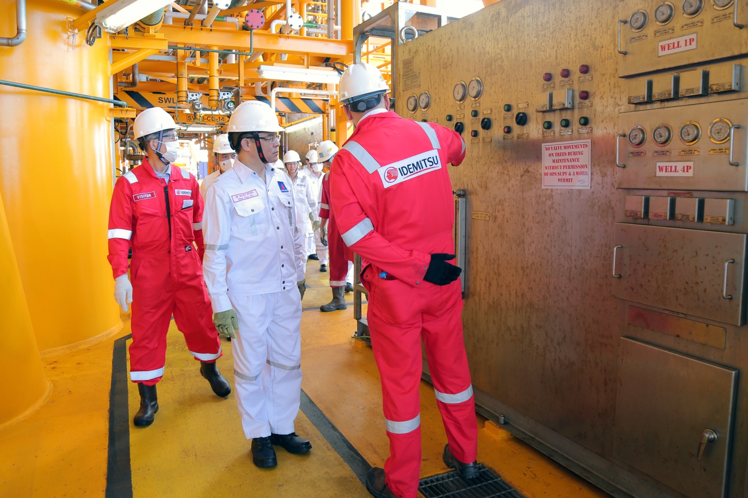 Tổng giám đốc Petrovietnam Lê Mạnh Hùng thăm và chúc Tết tại mỏ Sao Vàng - Đại Nguyệt Petrovietnam: Khát vọng chinh phục đỉnh cao mới