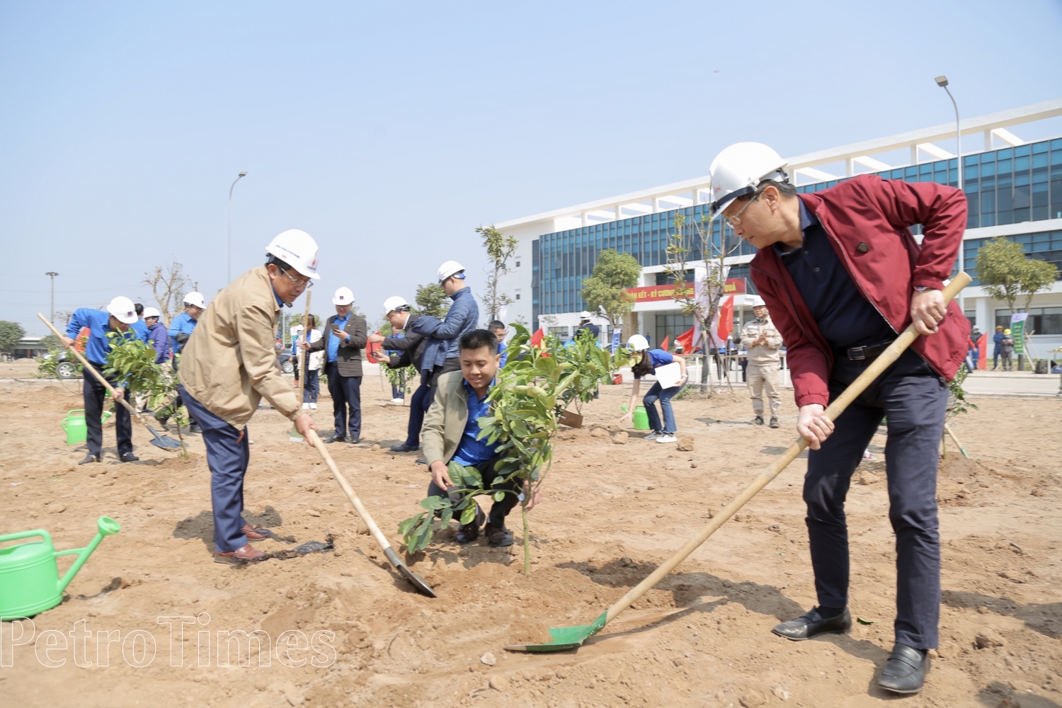 Petrovietnam phát động Tết trồng cây 2023 tại NMNĐ Thái Bình 2 Petrovietnam phát động Tết trồng cây 2023 tại NMNĐ Thái Bình 2