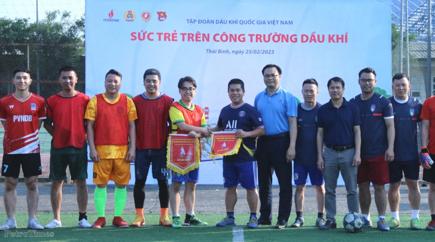 Sôi nổi hoạt động “Sức trẻ trên công trường Dầu khí”