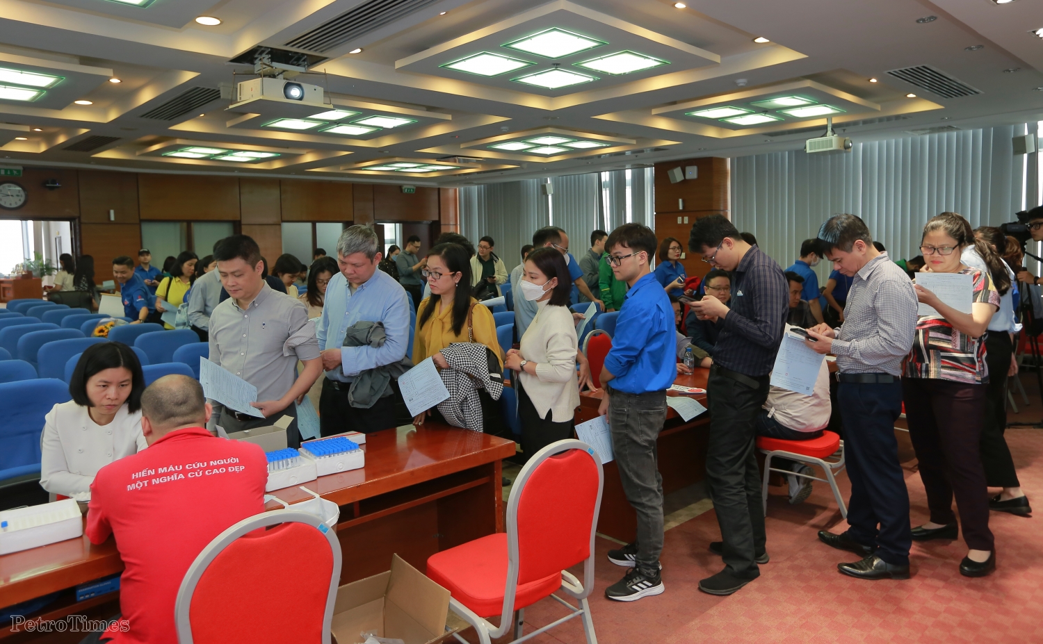 Petrovietnam tổ chức Ngày hội hiến máu “Nhiệt huyết người Dầu khí” năm 2023 Petrovietnam tổ chức Ngày hội hiến máu “Nhiệt huyết người Dầu khí” năm 2023
