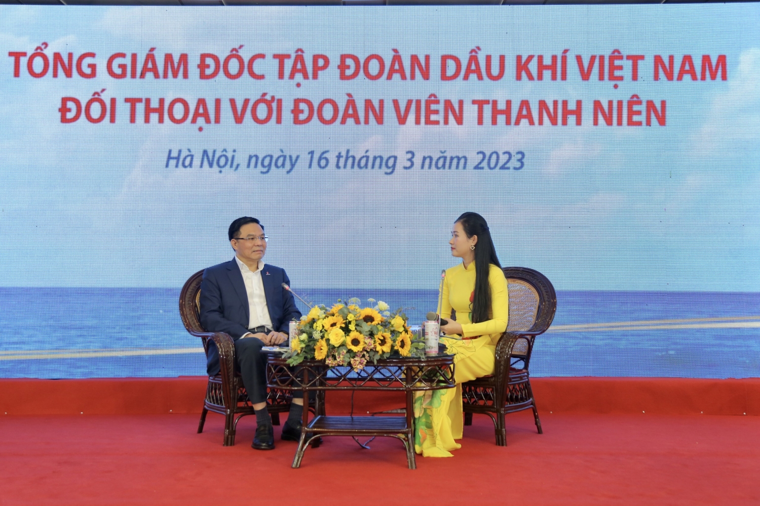 (LIVE) Tổng Giám đốc Petrovietnam Lê Mạnh Hùng đối thoại trực tuyến với tuổi trẻ Dầu khí trên cả nước