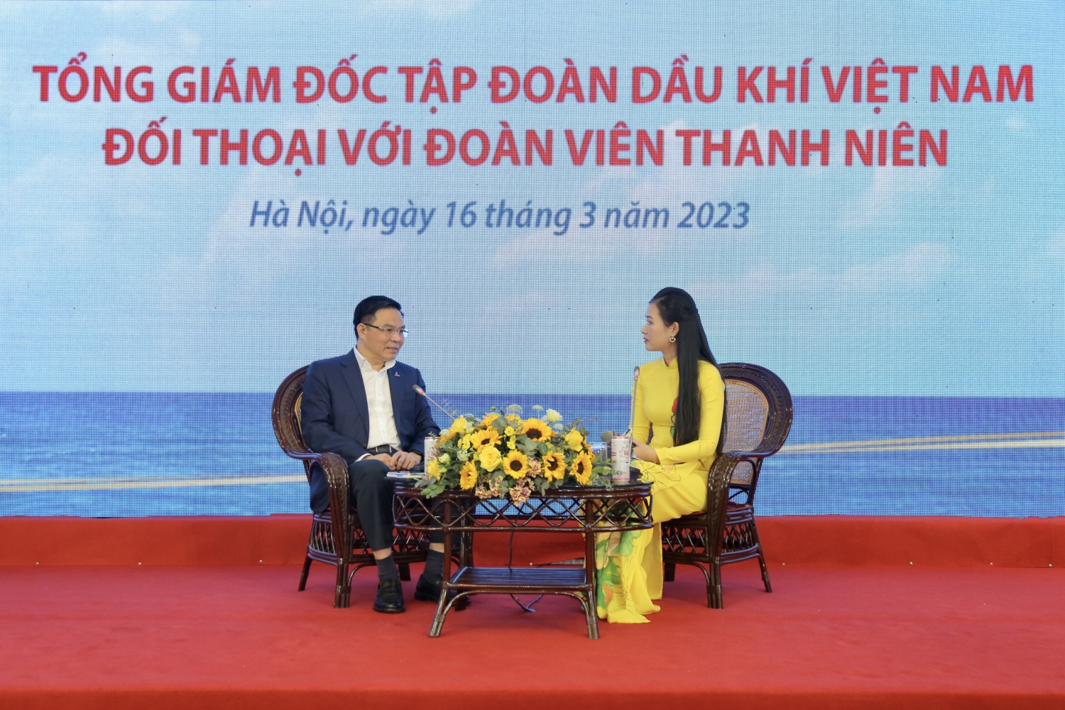 (LIVE) Tổng Giám đốc Petrovietnam Lê Mạnh Hùng đối thoại trực tuyến với tuổi trẻ Dầu khí trên cả nước