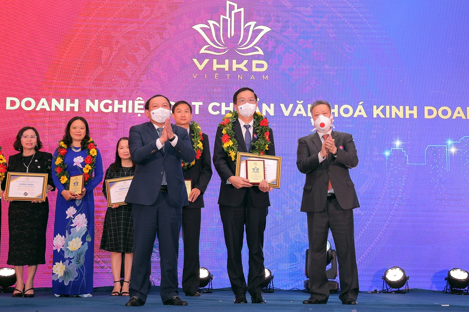 Tập đoàn Dầu khí Việt Nam đón nhận chứng nhận tôn vinh Petrovietnam: Văn hóa doanh nghiệp có vai trò quyết định đối với chiến lược phát triển của Tập đoàn