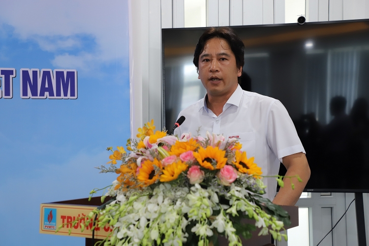 Công đoàn Dầu khí Việt Nam ký kết thỏa thuận hợp tác với PV College Công đoàn Dầu khí Việt Nam ký kết thỏa thuận hợp tác với PV College