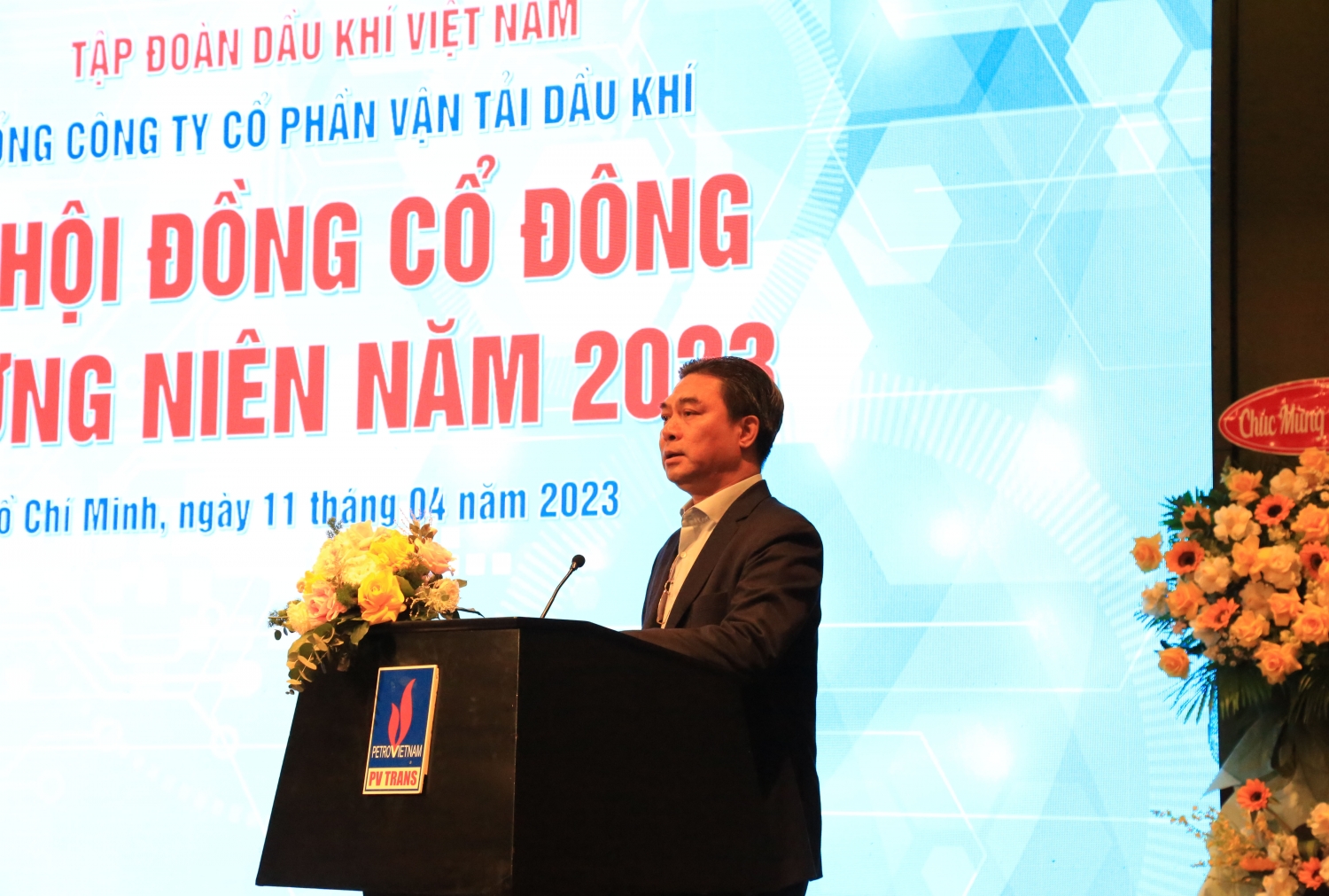 PVTrans (PVT) chia cổ tức năm 2022 bằng tiền tỷ lệ 3% và 10% cổ tức bằng cổ phiếu PVTrans (PVT) chia cổ tức năm 2022 bằng tiền tỷ lệ 3% và 10% cổ tức bằng cổ phiếu