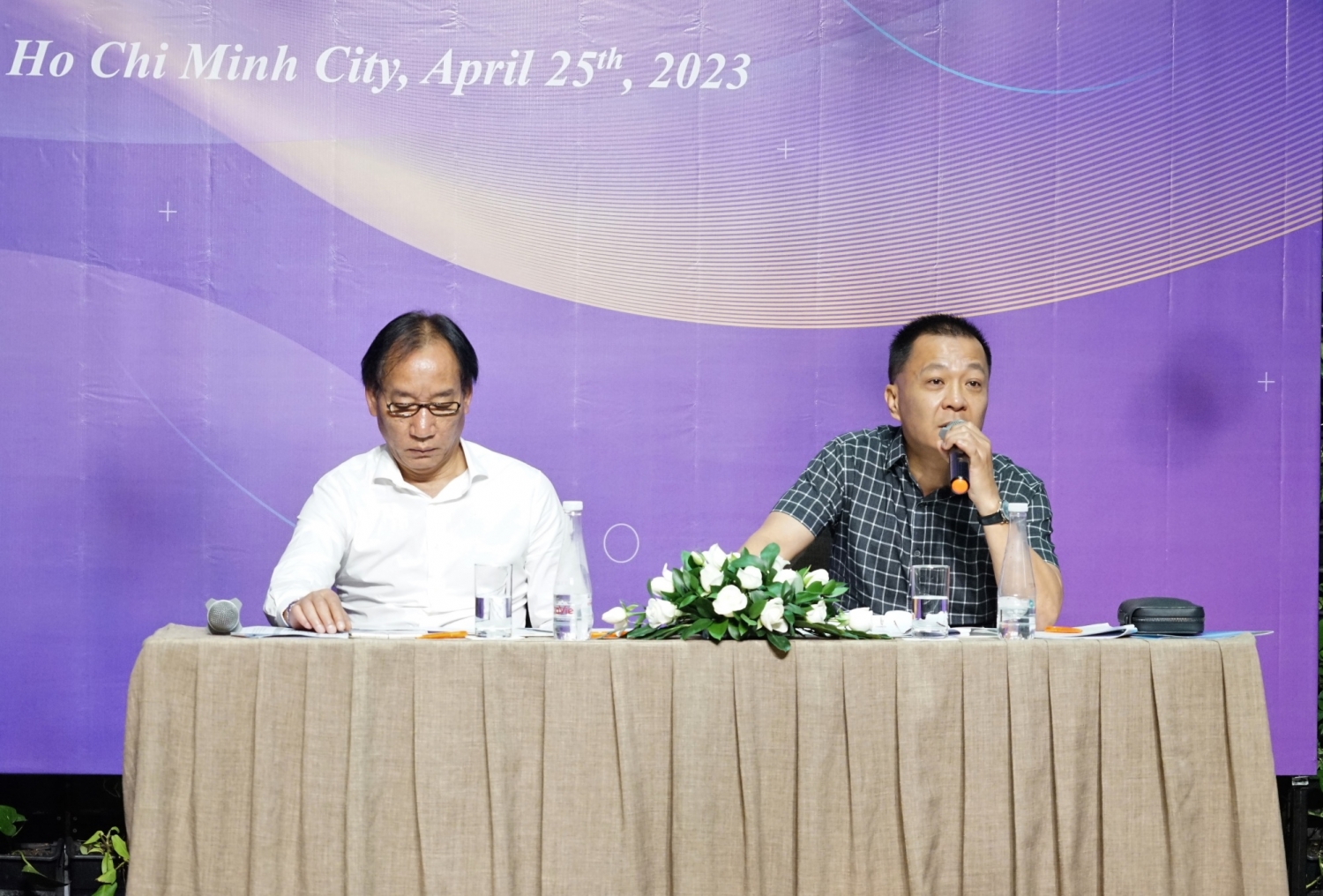 ĐHĐCĐ PETROSETCO 2023: Thận trọng mở rộng ngành hàng, mục tiêu lợi nhuận tăng 43% ĐHĐCĐ PETROSETCO 2023: Thận trọng mở rộng ngành hàng, mục tiêu lợi nhuận tăng 43%