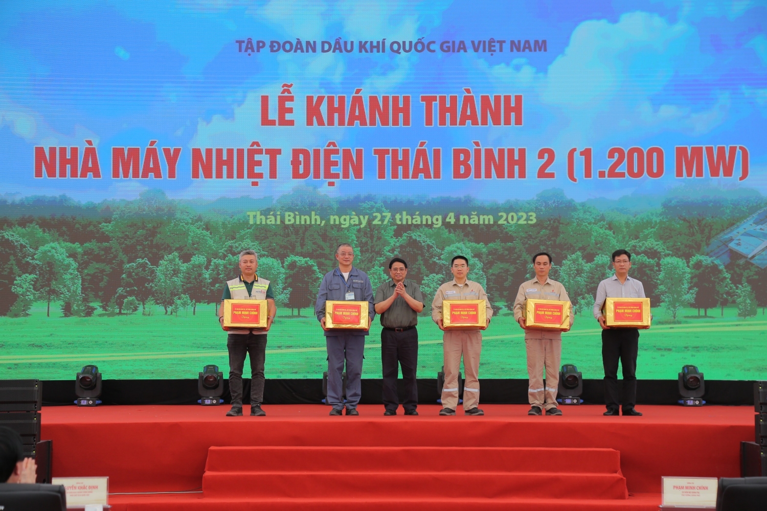 Thủ tướng Phạm Minh Chính khánh thành NMNĐ Thái Bình 2 Thủ tướng Phạm Minh Chính khánh thành NMNĐ Thái Bình 2