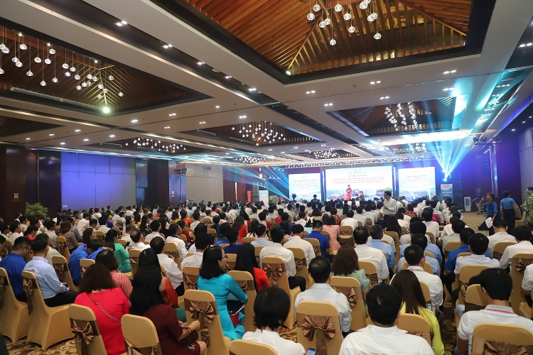 CĐ DKVN phát động Tháng Công nhân và tuyên dương người lao động Dầu khí tiêu biểu năm 2023 CĐ DKVN phát động Tháng Công nhân và tuyên dương người lao động Dầu khí tiêu biểu năm 2023