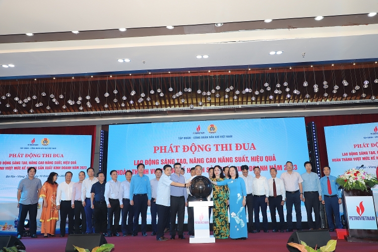 CĐ DKVN phát động Tháng Công nhân và tuyên dương người lao động Dầu khí tiêu biểu năm 2023 CĐ DKVN phát động Tháng Công nhân và tuyên dương người lao động Dầu khí tiêu biểu năm 2023
