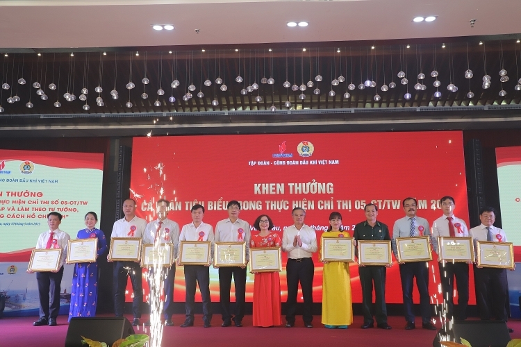 CĐ DKVN phát động Tháng Công nhân và tuyên dương người lao động Dầu khí tiêu biểu năm 2023 CĐ DKVN phát động Tháng Công nhân và tuyên dương người lao động Dầu khí tiêu biểu năm 2023