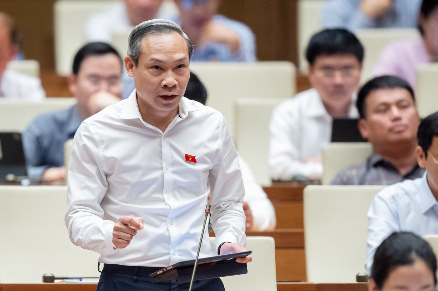 Dự thảo Luật Đấu thầu (sửa đổi): Đại biểu đề nghị không mở rộng phạm vi áp dụng, điều chỉnh của Luật Dự thảo Luật Đấu thầu (sửa đổi): Đề nghị không mở rộng phạm vi áp dụng của Luật