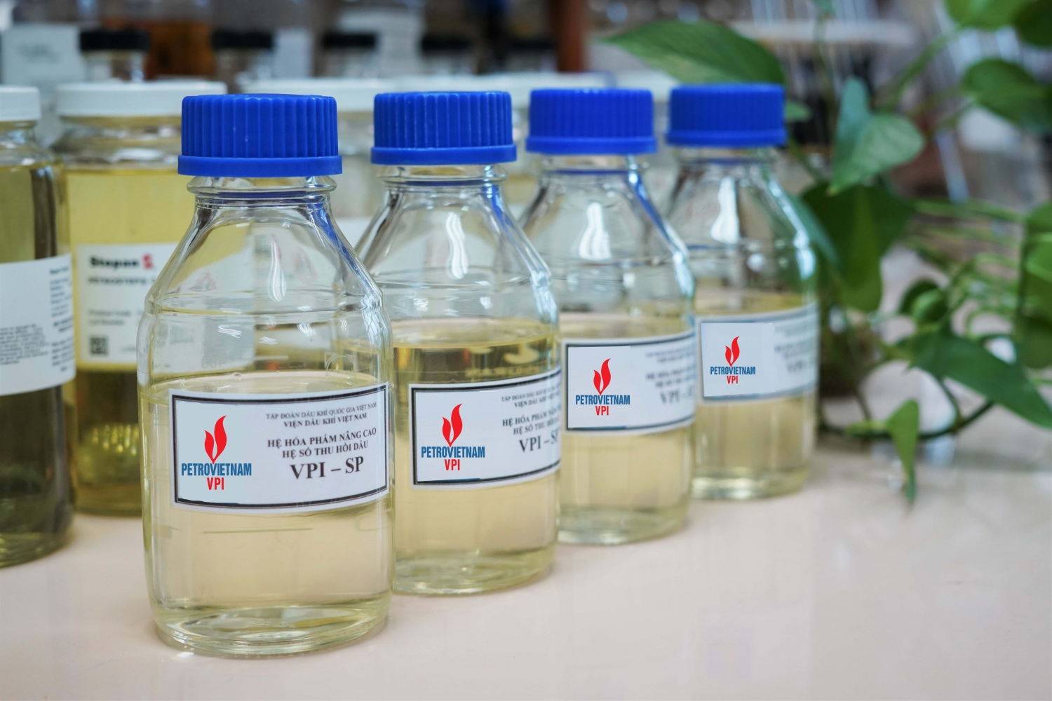 VPI giành giải Nhất VIFOTEC với công trình nghiên cứu, ứng dụng công nghệ nâng cao hệ số thu hồi dầu tại bể Cửu Long với hệ hóa phẩm VPI SP VPI giành giải Nhất VIFOTEC với công trình nghiên cứu, ứng dụng công nghệ nâng cao hệ số thu hồi dầu tại bể Cửu Long với hệ hóa phẩm VPI SP