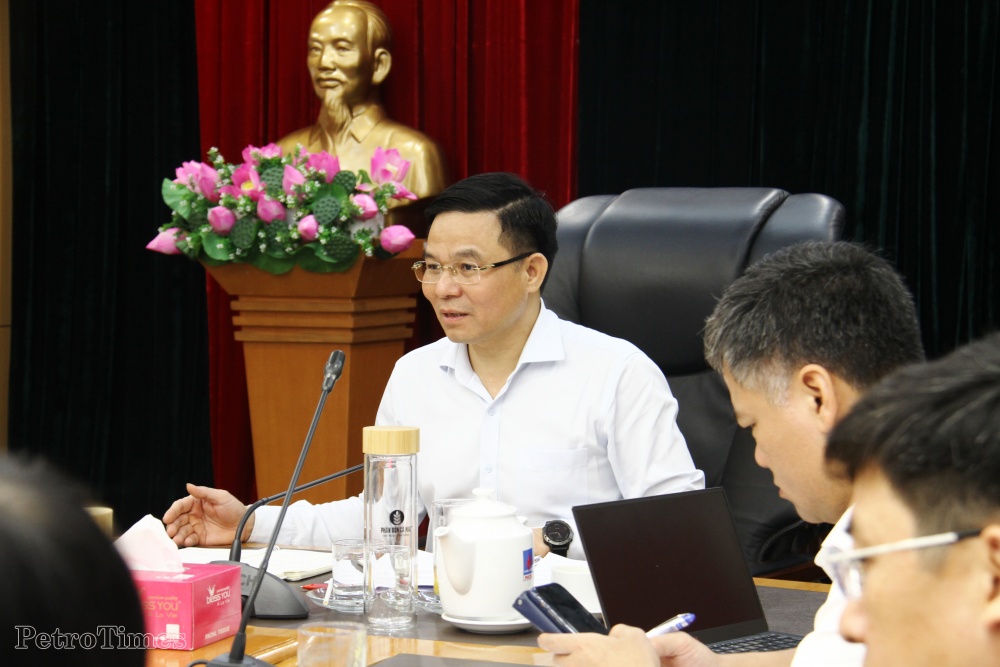 Tổng Giám đốc Petrovietnam Lê Mạnh Hùng làm việc với PVCFC về Kế hoạch 5 năm giai đoạn 2021-2025 Tổng Giám đốc Petrovietnam Lê Mạnh Hùng làm việc với PVCFC về Kế hoạch 5 năm giai đoạn 2021-2025